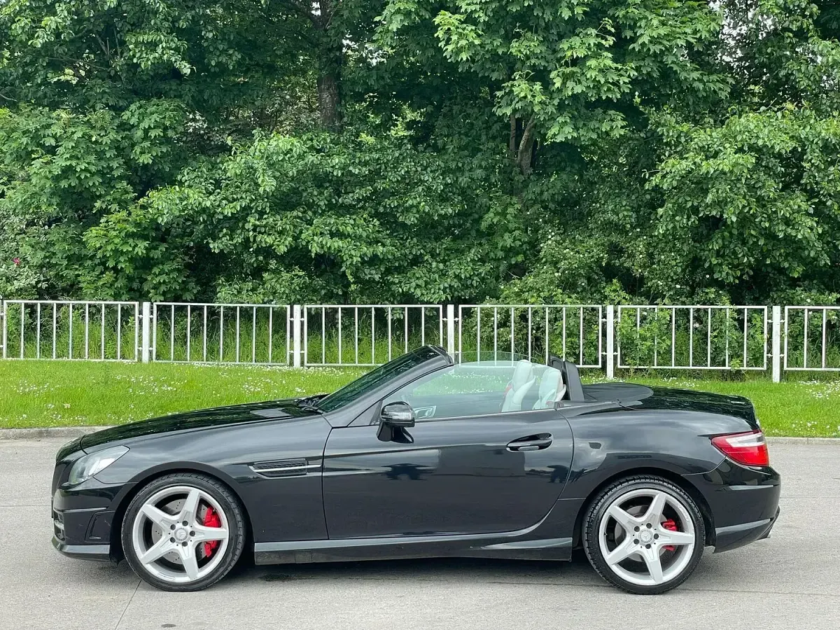 Used Mercedes SLK250 AMG 2013 Black Cabriolet