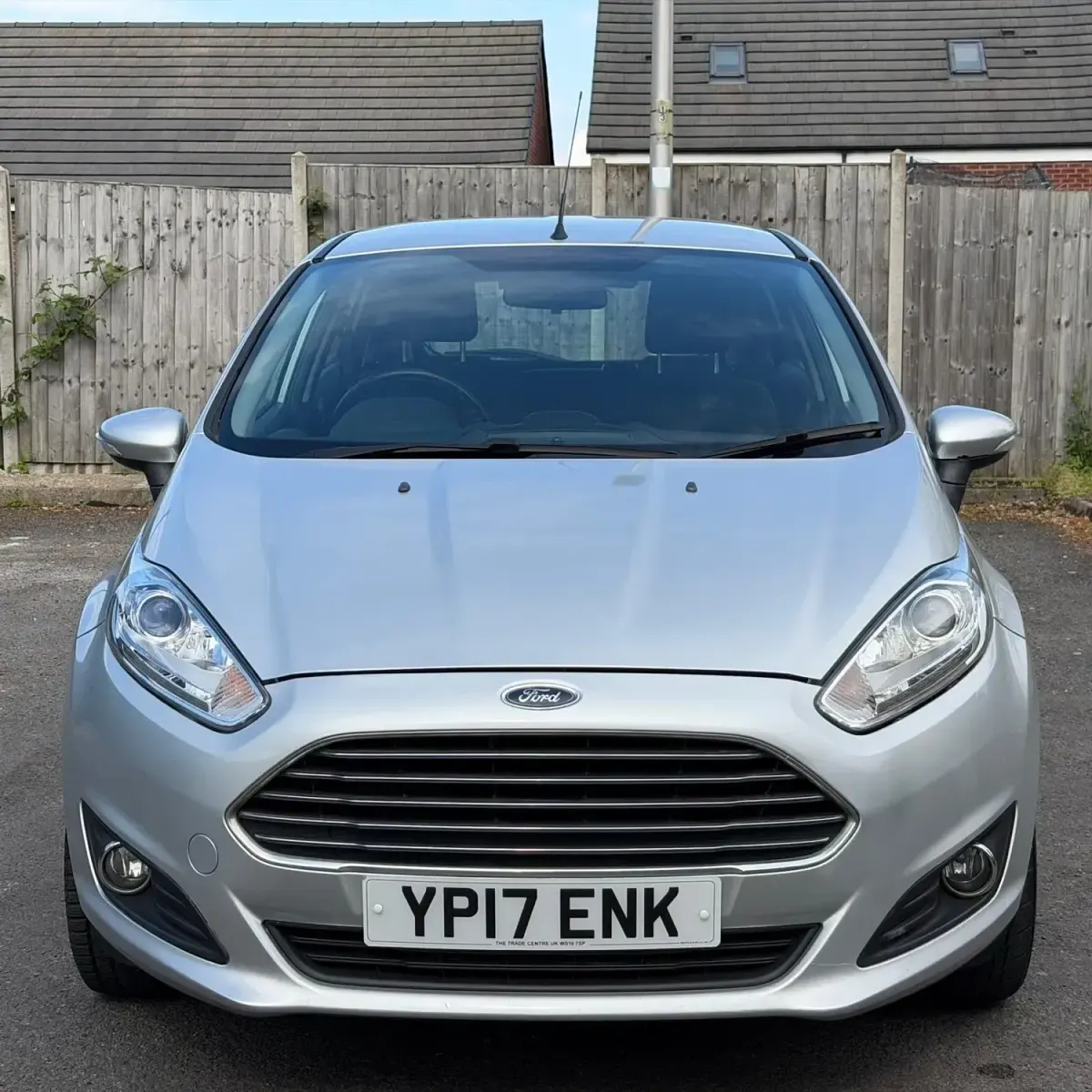 Begagnad Ford Fiesta Zetec 2017 Silver Halvkombi