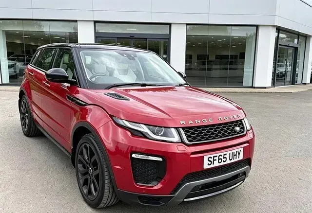 Used Land Rover Range Rover evoque HSE Dynamic 2015 Red Estate