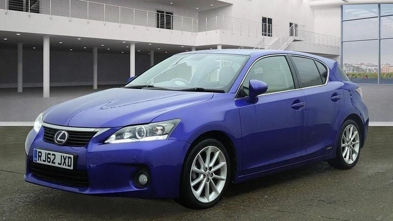 Blue Used 2013 Lexus CT200h Luxury Line Hatchback | £7,999 (Fair price) - Image 1/4