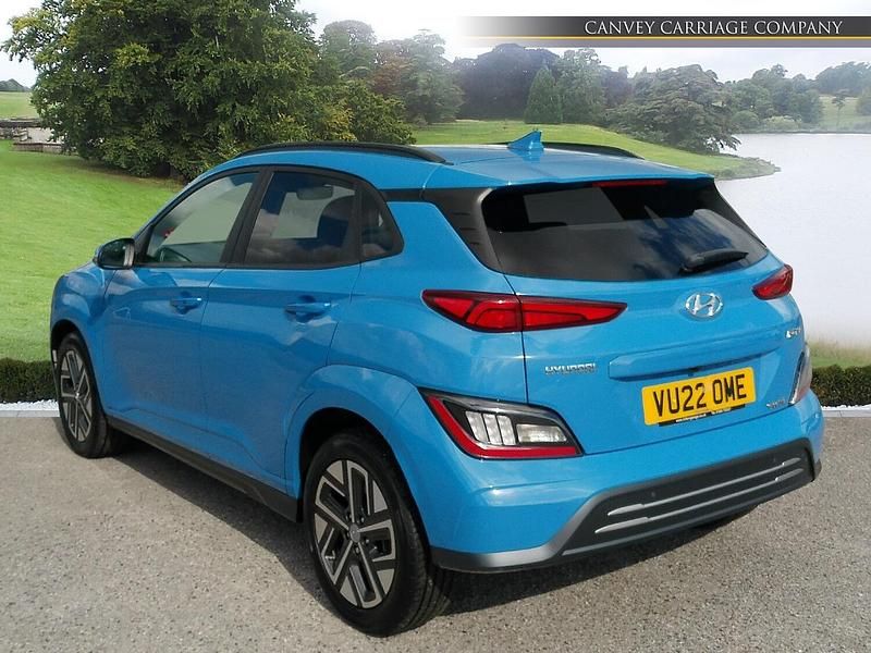 Used Hyundai Kona Premium 100 kW (136 HP) 2022 Blue SUV