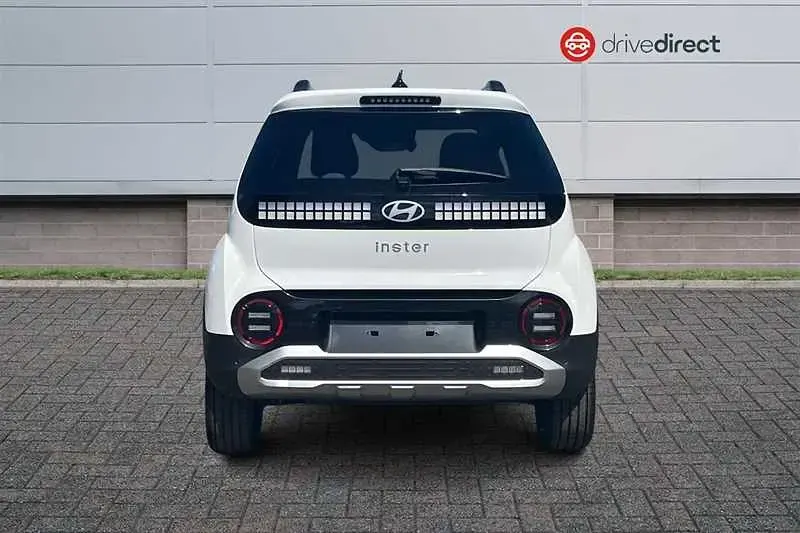 New Hyundai Inster 85 kW (116 HP) 2026 White Hatchback