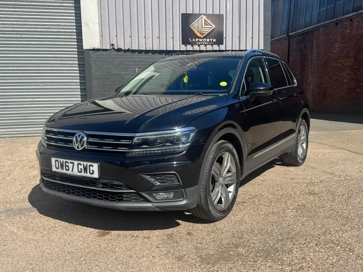 Used VW Tiguan SEL 150 HP (110 kW) 2017 Black SUV