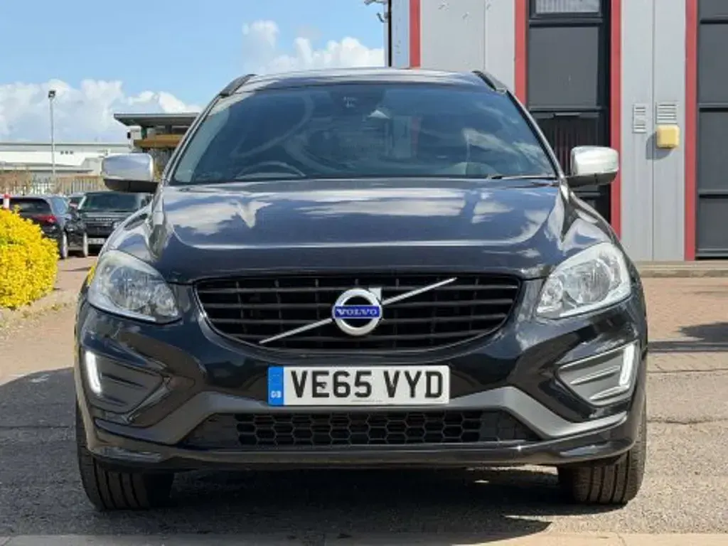 Used Volvo XC60 R-Design 2016 Black SUV