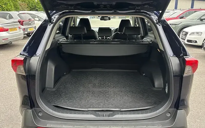 Used Toyota RAV4 Hybrid 218 HP (160 kW) 2025 SUV
