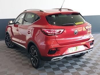 Used MG ZS Exclusive 111 HP (81 kW) 2023 Red SUV