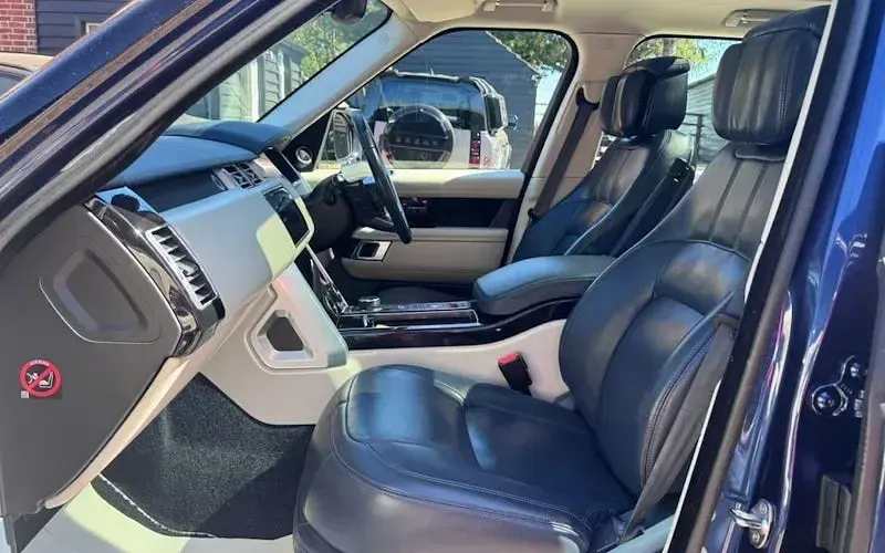 Used Land Rover Range Rover Vogue SE 404 HP (297 kW) 2018 Blue SUV