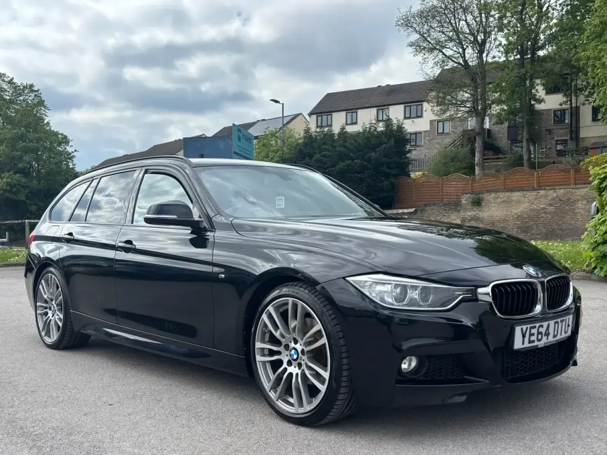 Usado BMW 320 M Sport 184 CV (135 kW) 2014 Negro Familiar