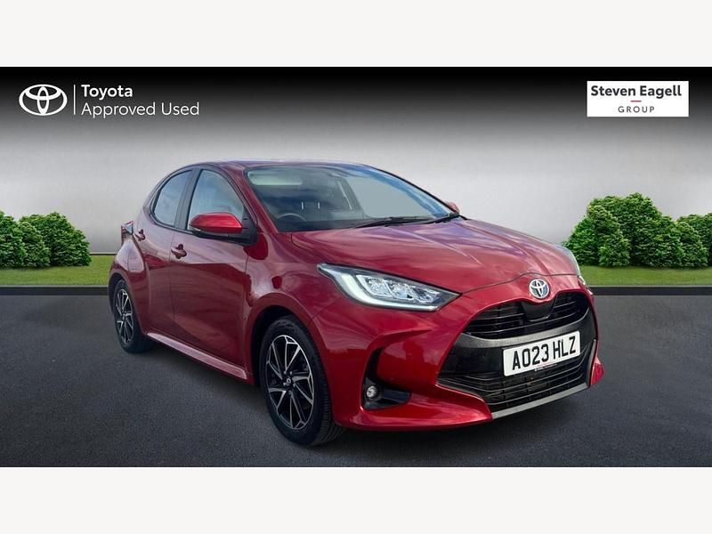 Red Used 2023 Toyota Yaris Hybrid Design Hatchback | £17,273 (Fair price) - Image 1/3