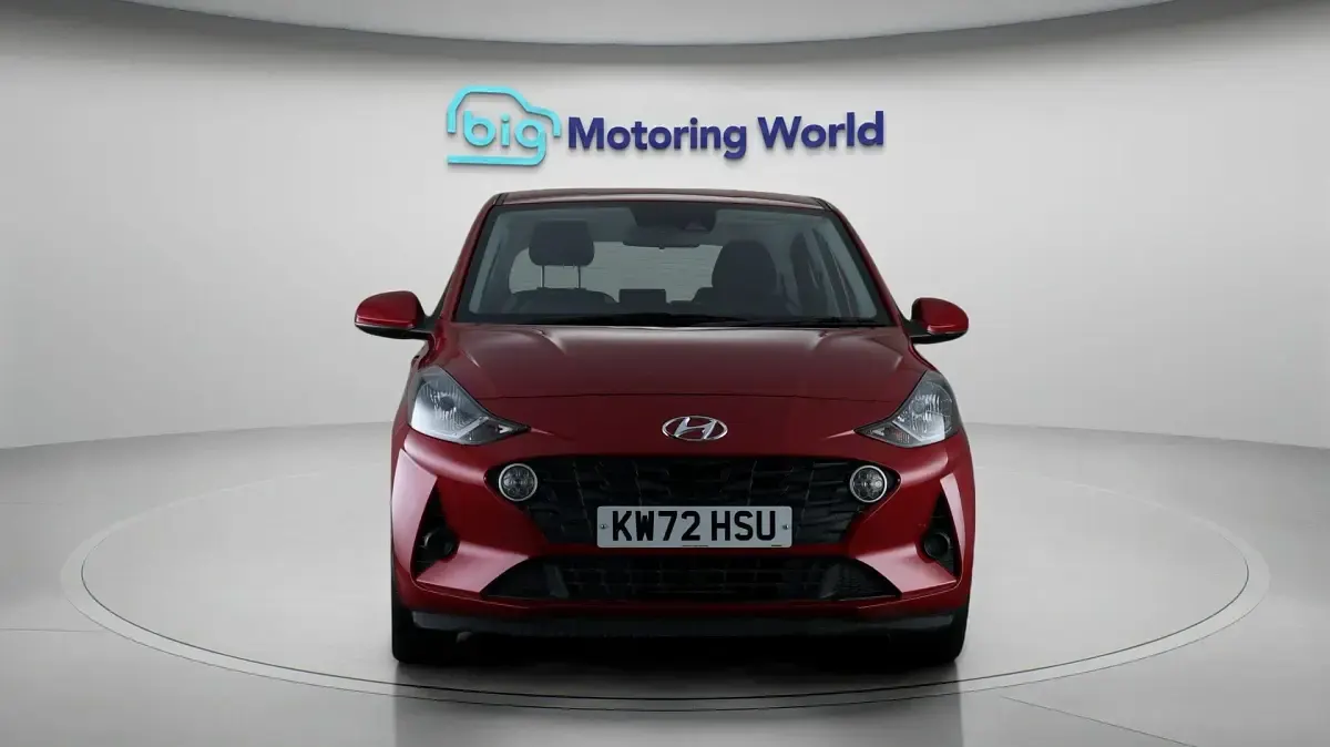 Used Hyundai i10 SE 67 HP (49 kW) 2022 Red Hatchback
