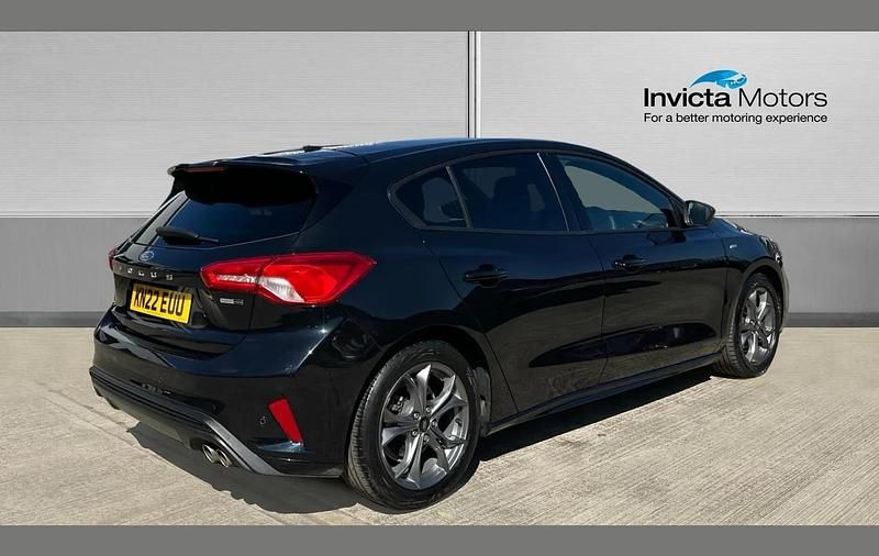 Used Ford Focus ST-Line 125 HP (91 kW) 2022 Black Hatchback