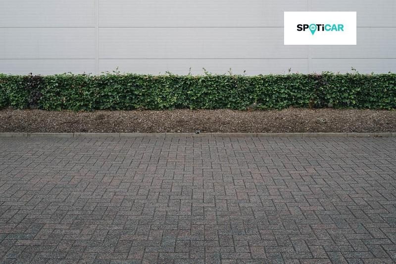 Black Used 2022 Peugeot 2008 Premium SUV | £18,495 (Fair price) - Image 1/4