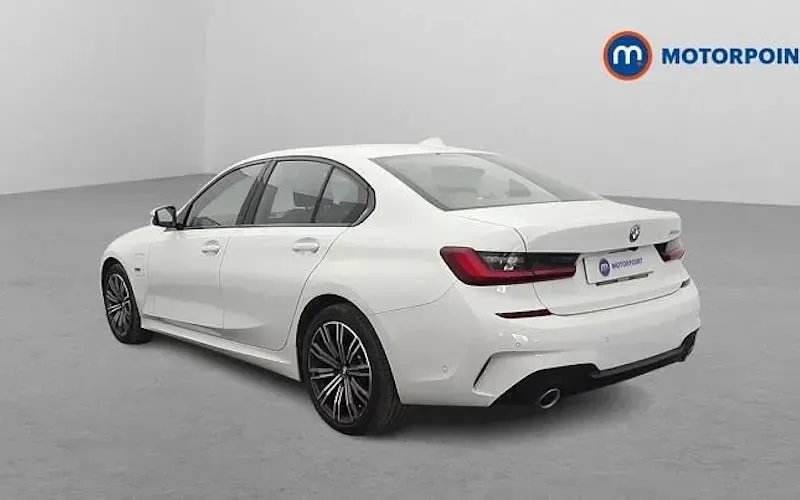 Used BMW 330e M Sport 292 HP (214 kW) 2021 White Sedan