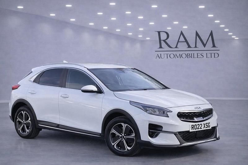 Used Kia XCeed 139 HP (102 kW) 2022 White SUV