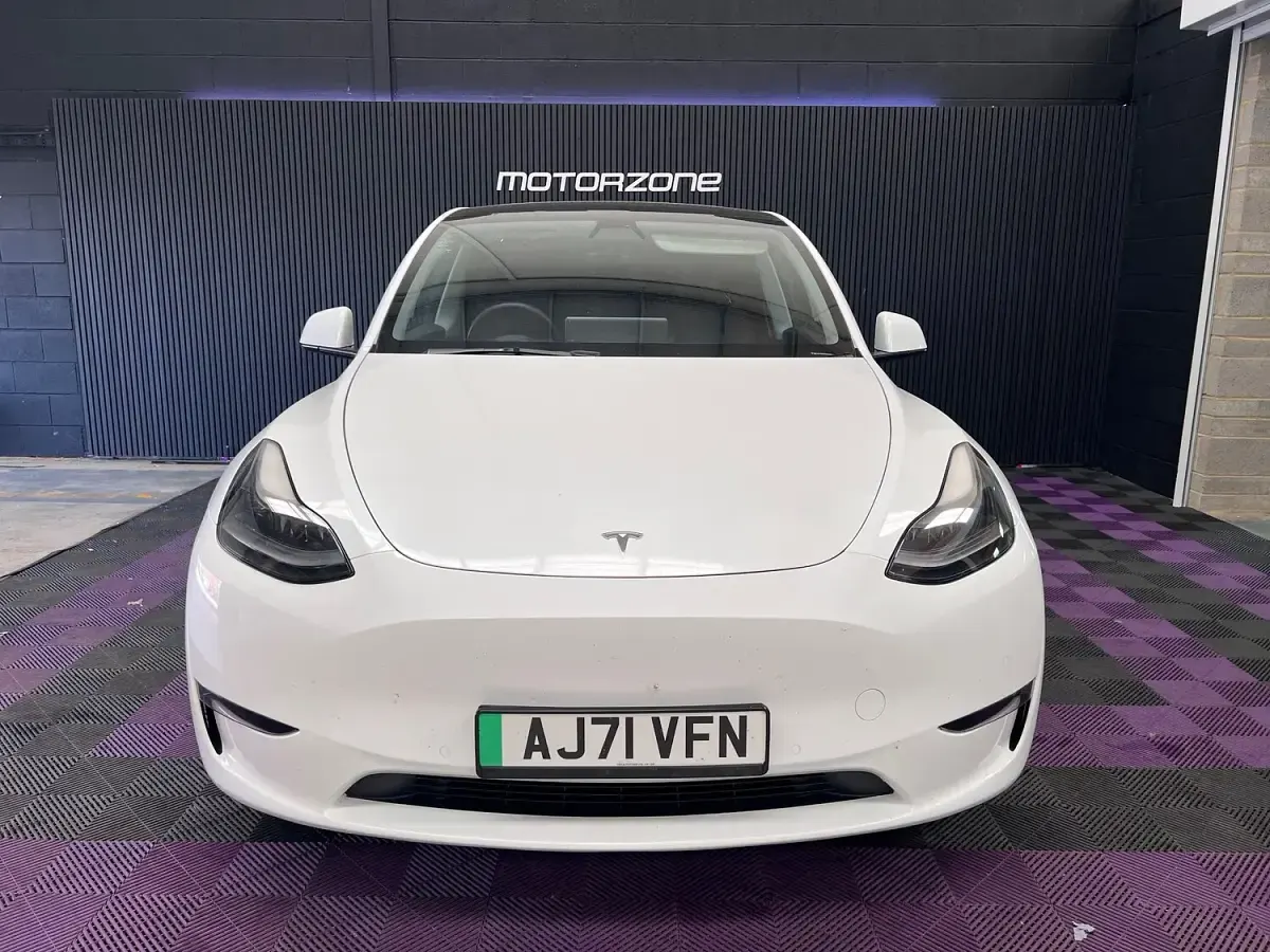 Used Tesla Model Y 282 kW (384 HP) 2022 White SUV