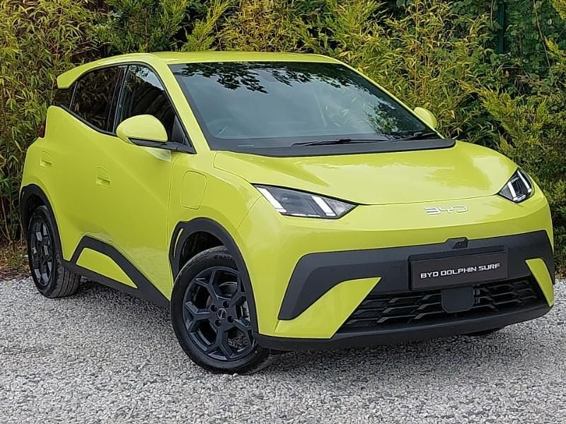 New BYD Dolphin Surf Comfort 114 kW (156 HP) 2026 Yellow Hatchback