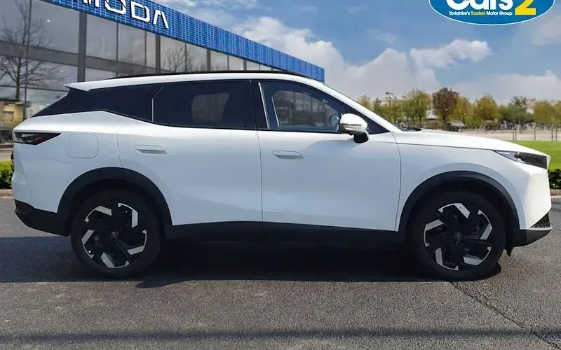 New Omoda 7 204 HP (150 kW) 2026 White SUV