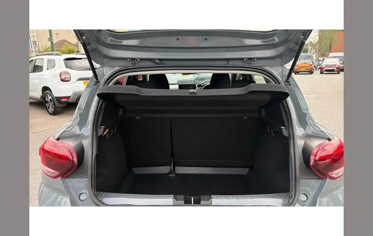 Used Dacia Sandero Expression 90 HP (66 kW) 2023 Grey Hatchback