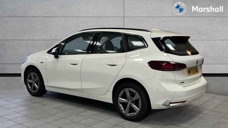 Used BMW 225 Active Tourer Sport Line 242 HP (177 kW) 2022 White MPV