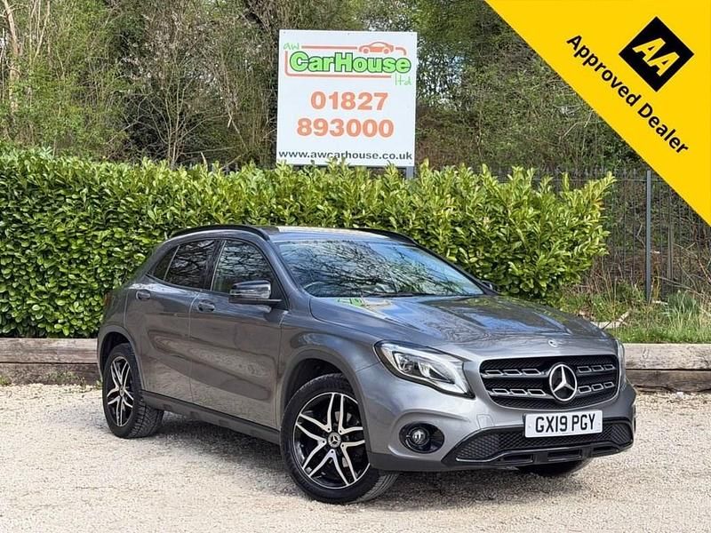 Used Mercedes GLA180 Urban 122 HP (89 kW) 2019 Grey SUV