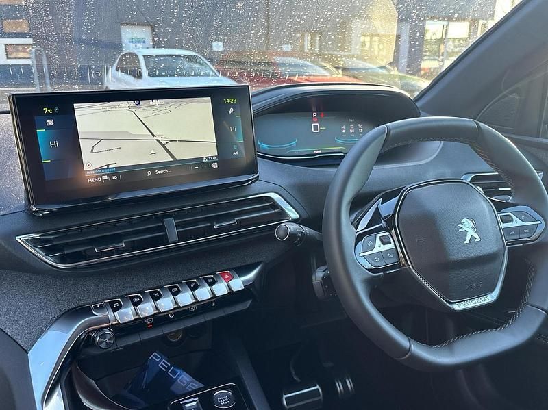 New Peugeot 3008 Allure+ 300 HP (220 kW) 2025 Black SUV