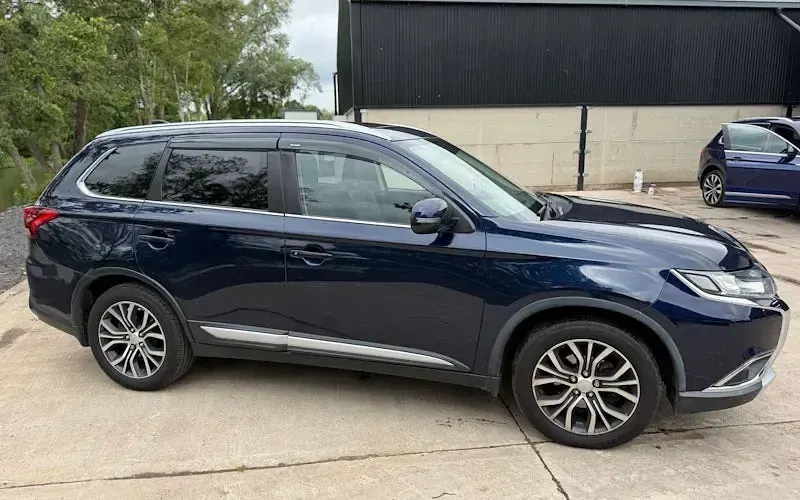 Used Mitsubishi Outlander 150 HP (110 kW) 2018 SUV
