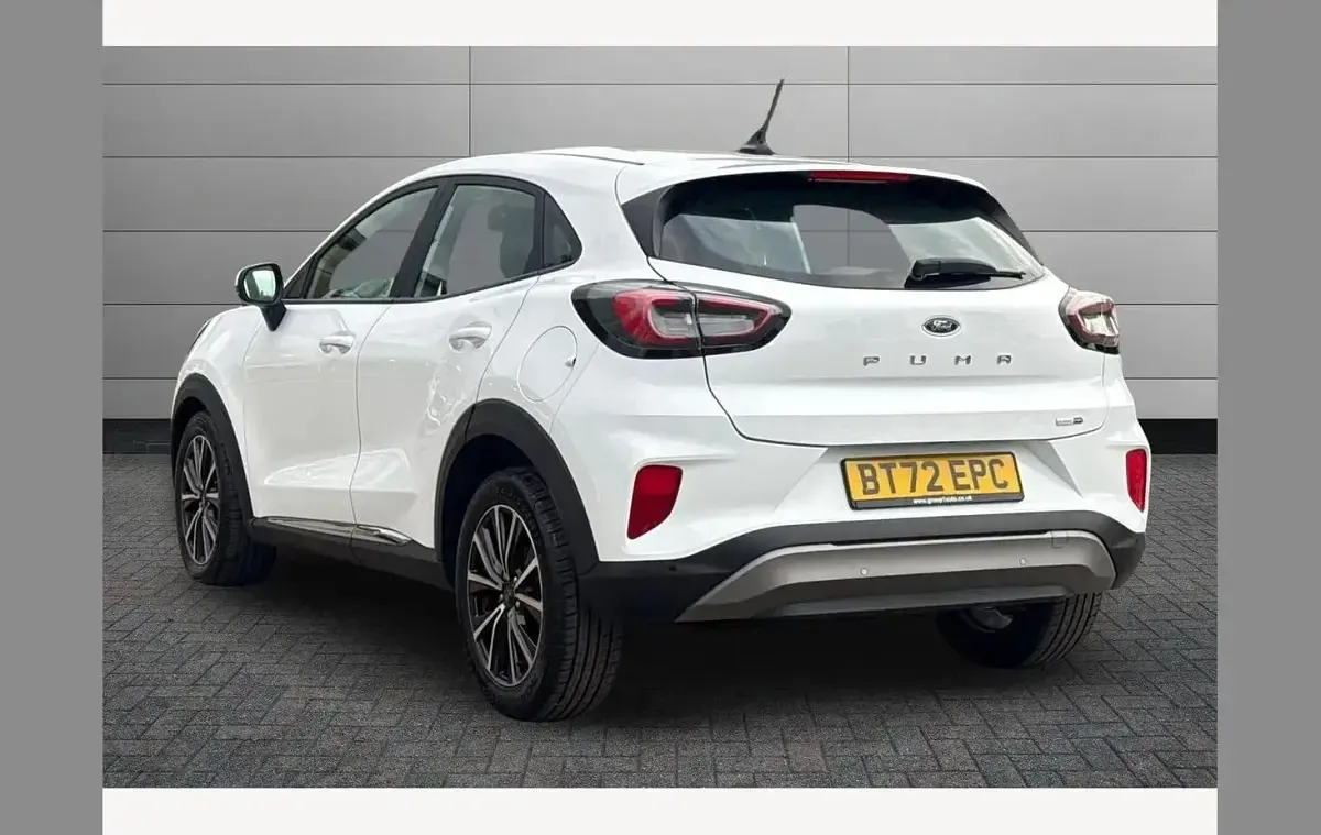 Begagnad Ford Puma Titanium 125 HK (91 kW) 2022 Vit SUV