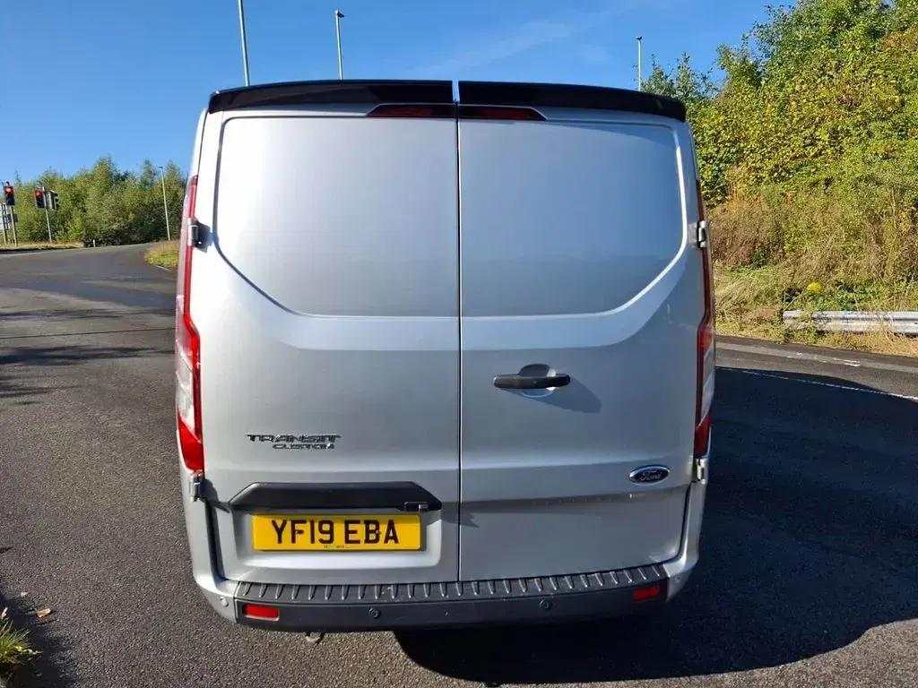 Used Ford Transit Custom Trend 130 HP (95 kW) 2019 Silver Van