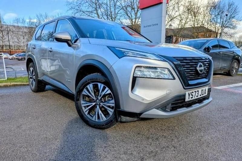 Used Nissan X-Trail Acenta 213 HP (156 kW) 2023 Silver SUV