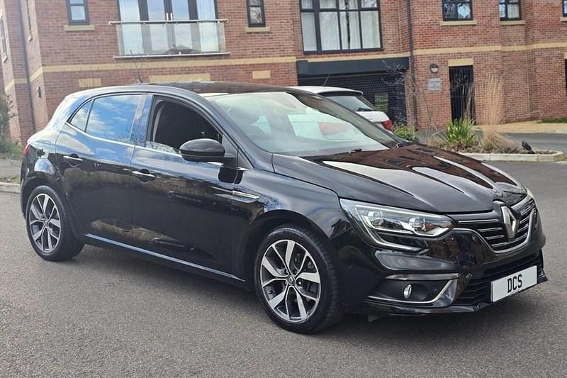 Used Renault Mégane IV Dynamique 2017 Black Hatchback