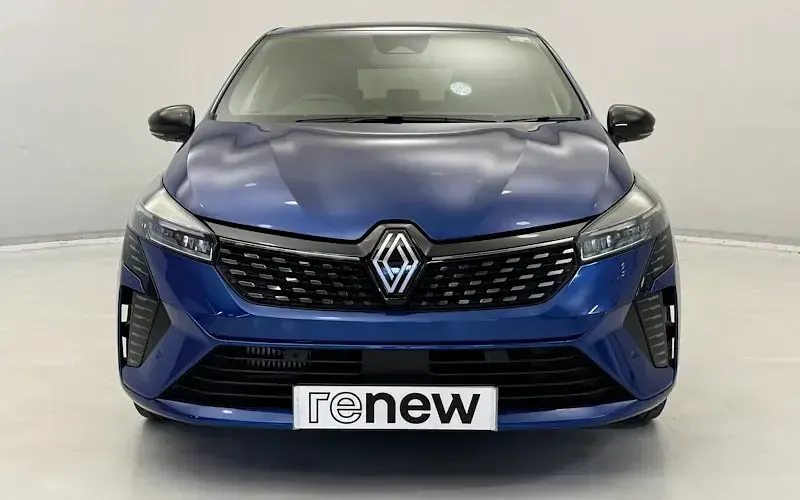 Used Renault Clio Techno 90 HP (66 kW) 2024 Blue  Hatchback