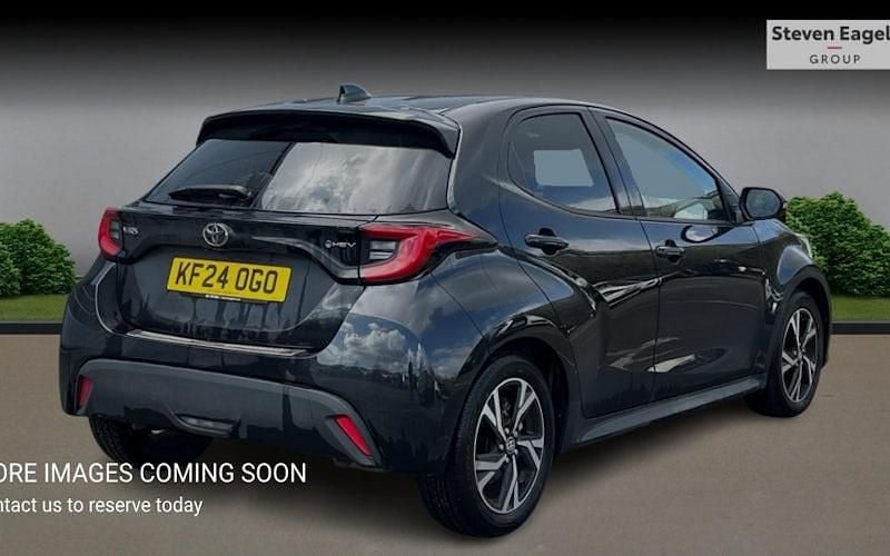 Used Toyota Yaris Hybrid Design 116 HP (85 kW) 2026 Hatchback