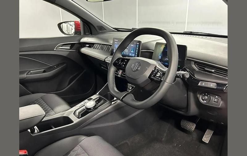 Used MG MG3 SE 194 HP (142 kW) 2025 Red Hatchback