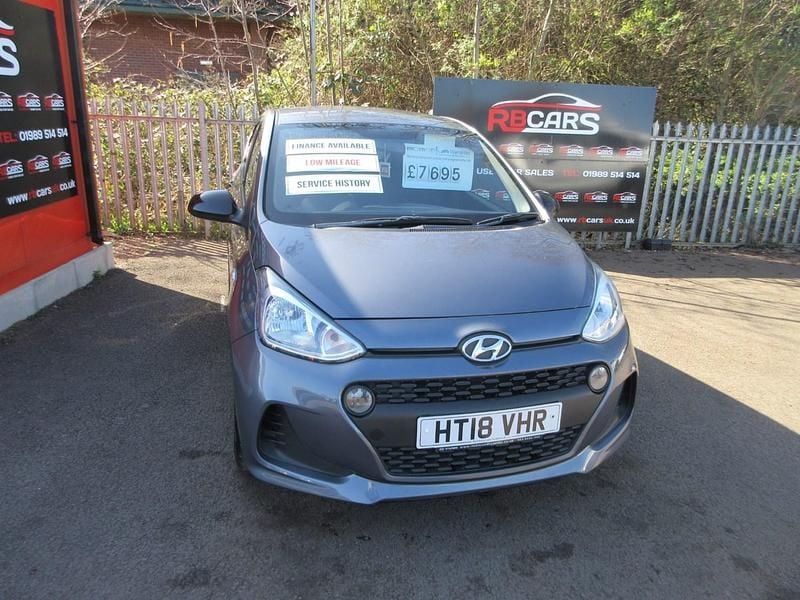Used Hyundai i10 GO! 66 HP (48 kW) 2018 Grey Hatchback