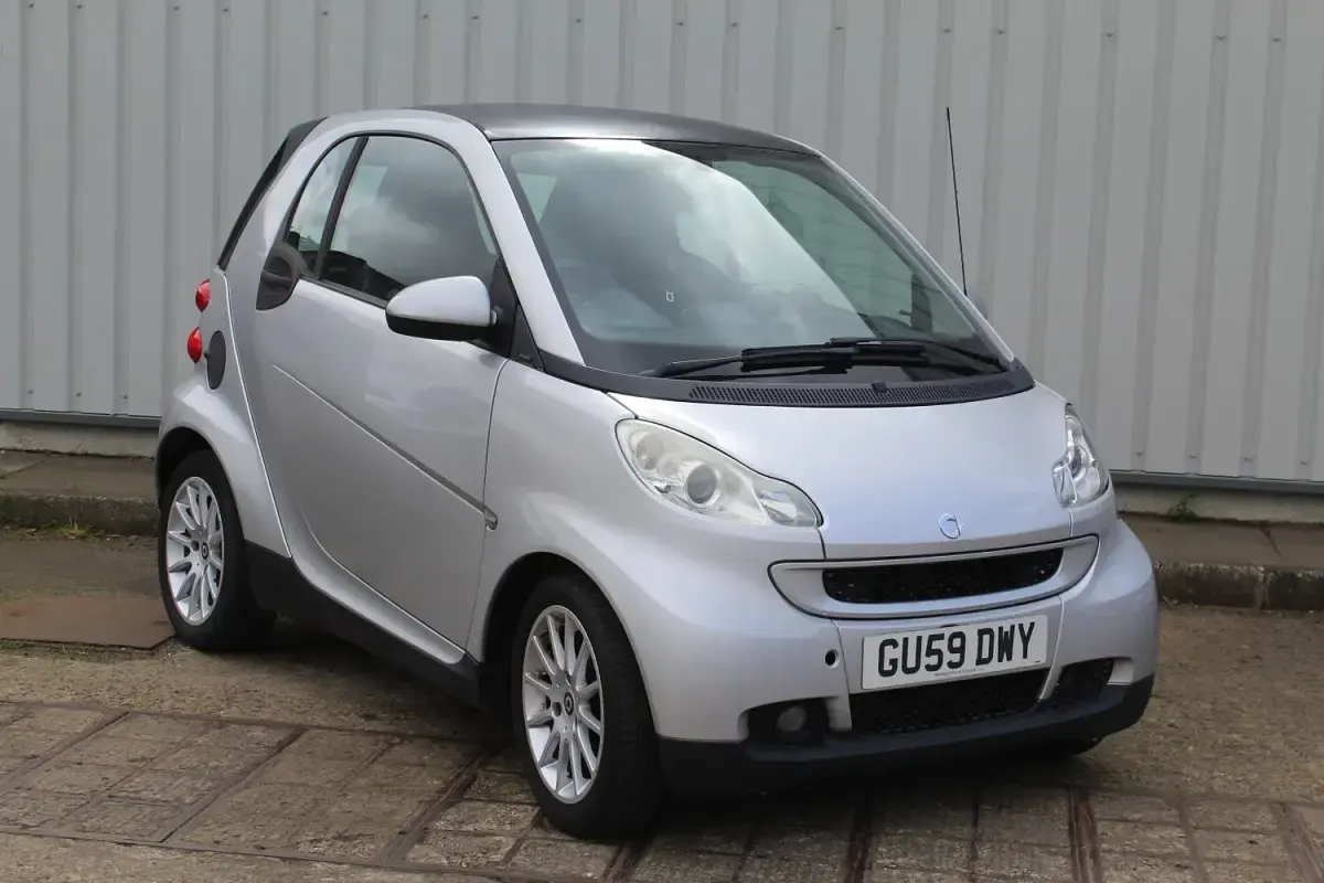 Used Smart ForTwo Coupé Passion 45 HP (33 kW) 2009 Silver Coupe