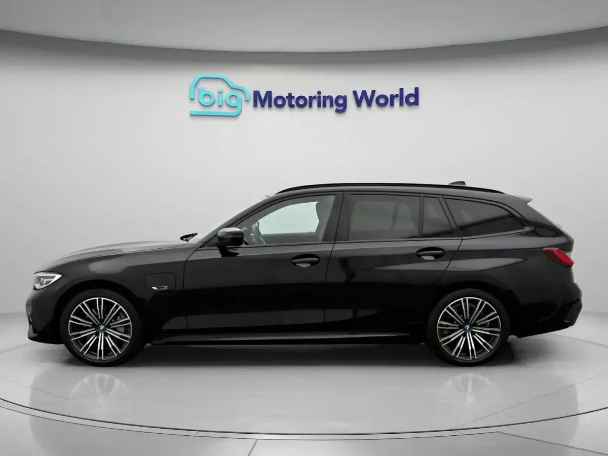 Used BMW 330 M Sport 288 HP (211 kW) 2022 Estate