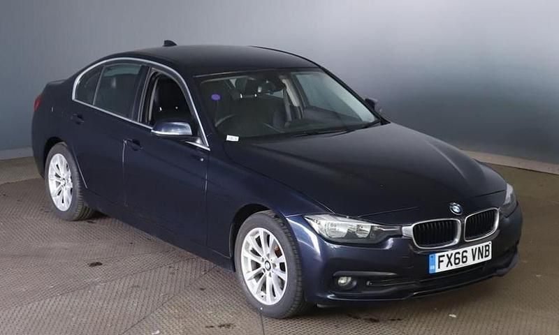 Blue Used 2016 BMW 318 Comfort Edition Sedan | £7,995 (Fair price) - Image 1/1