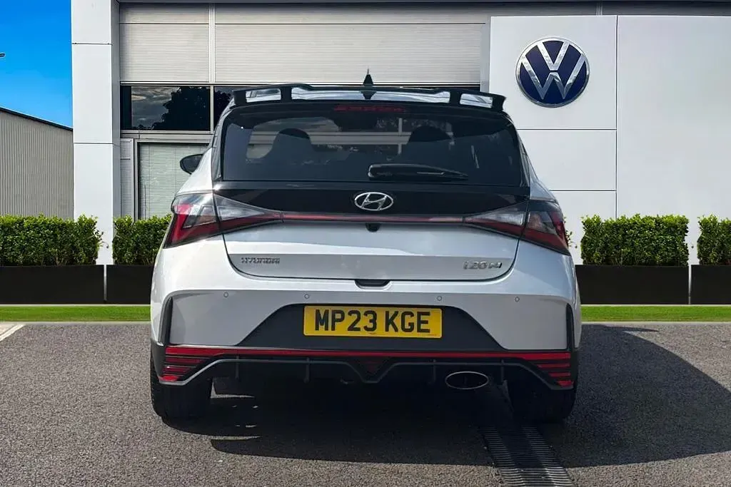 Used Hyundai i20 204 HP (150 kW) 2023 Silver Hatchback