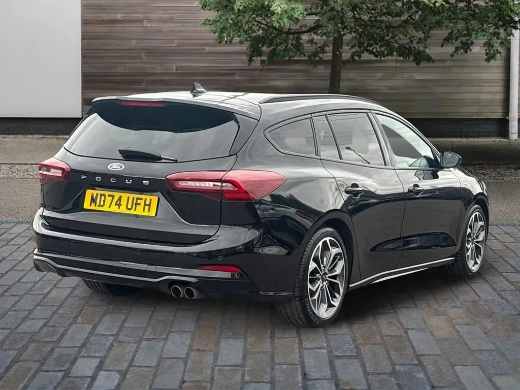 Used Ford Focus ST-Line X 155 HP (114 kW) 2024 Black Estate