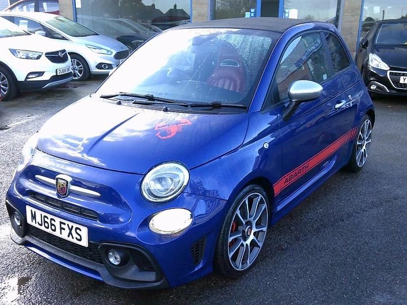Used Abarth 595C Turismo 165 HP (121 kW) 2016 Blue Cabriolet