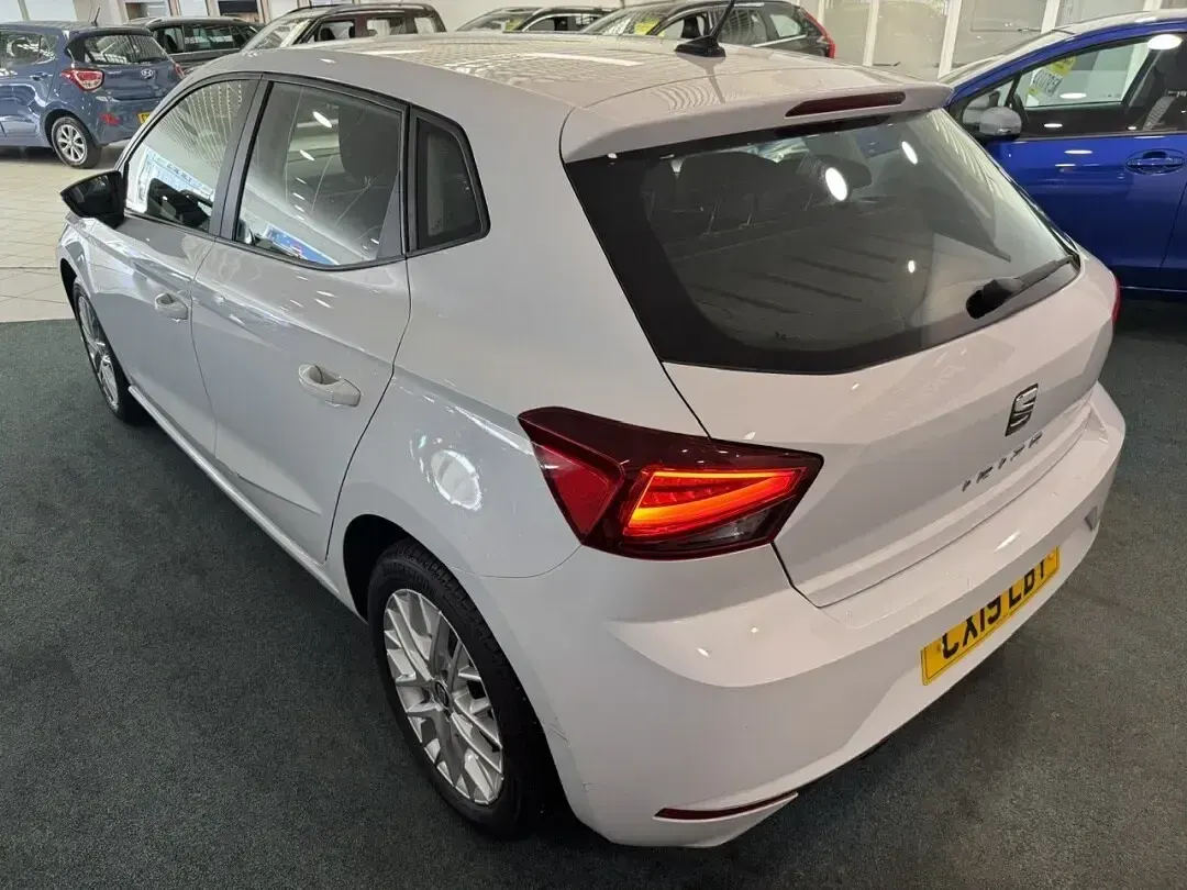 Used Seat Ibiza SE Technology 80 HP (58 kW) 2019 White Hatchback