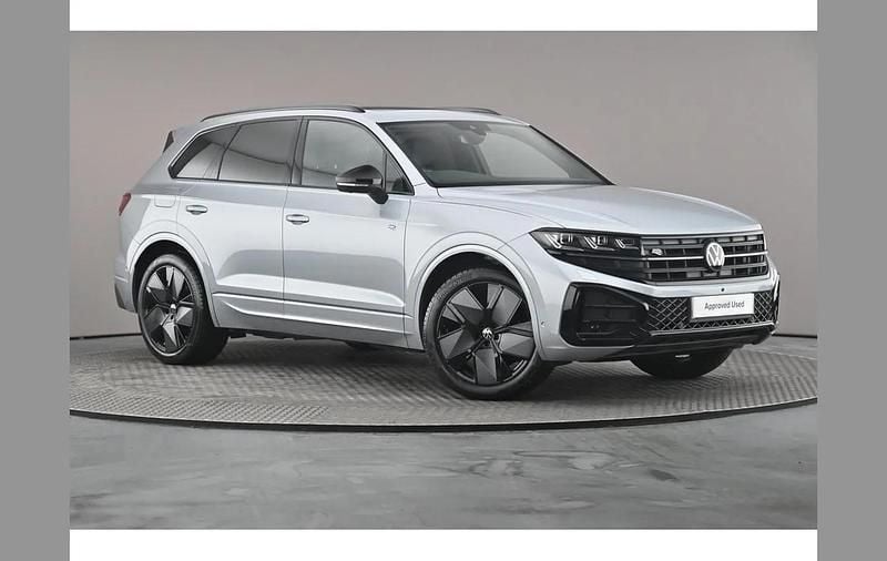 Silver Used 2025 VW Touareg Black Edition SUV | £51,183 (Fair price) - Image 1/4