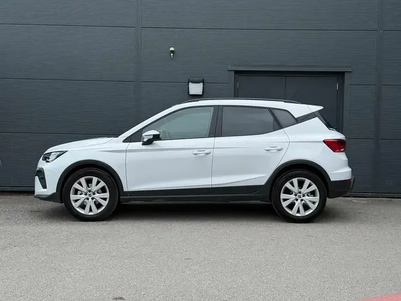 Used Seat Arona FR First Edition 2026 White SUV