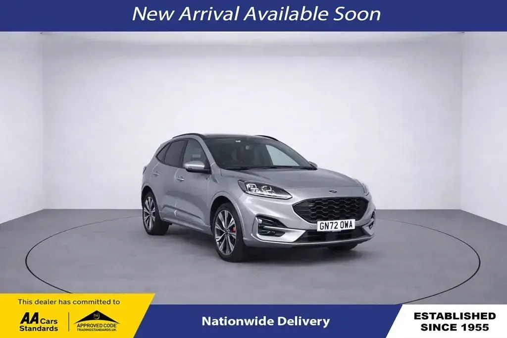Begagnad Ford Kuga ST-Line X 225 HK (165 kW) 2022 Silver SUV