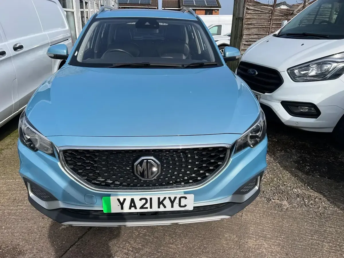 Used MG ZS Exclusive 105 kW (143 HP) 2021 Blue SUV