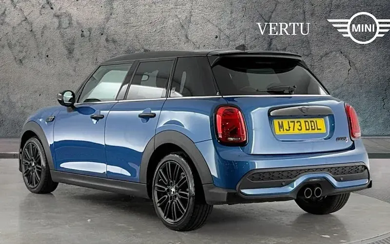 Used Mini Cooper S Exclusive 178 HP (130 kW) 2022 Hatchback
