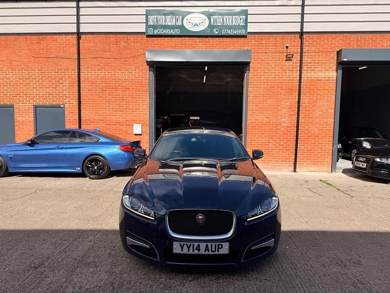 Used Jaguar XF R-Sport 200 HP (147 kW) 2014 Blue Sedan