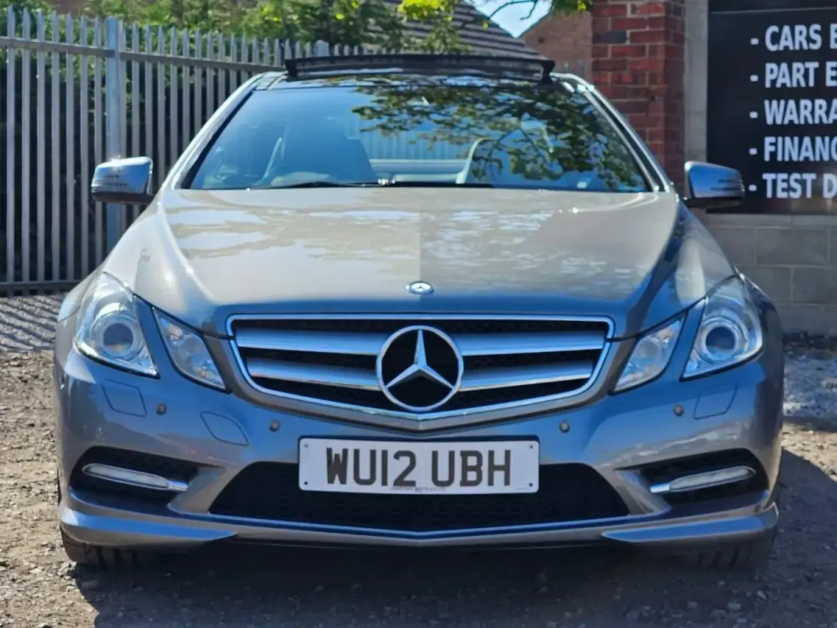 Usado Mercedes E350 265 HP (194 kW) 2012 Prateado Coupé