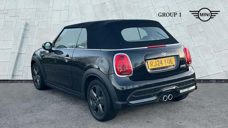 Used Mini Cooper S Classic 176 HP (129 kW) 2024 Black Hatchback