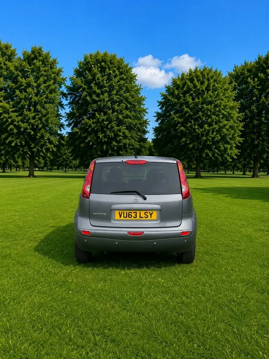 Used Nissan Note N-TEC 88 HP (64 kW) 2013 Grey Hatchback